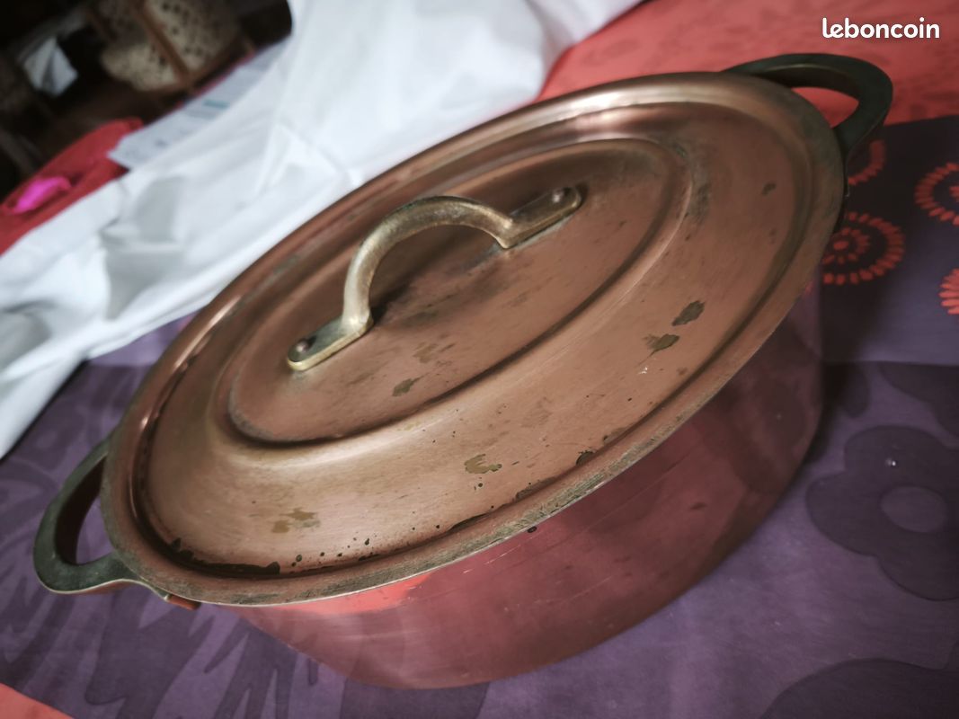 Petit Fait Tout Ancien En Cuivre – Diamètre 17 Cm, Pour Gaz, Poids 0,95 Kg