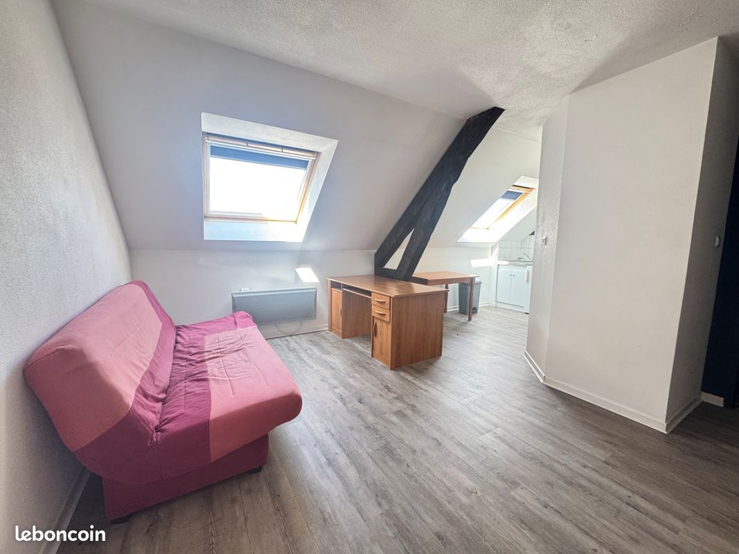 Appartement 1 pièce 24 m² · à Belfort · 24 m² · 350 €