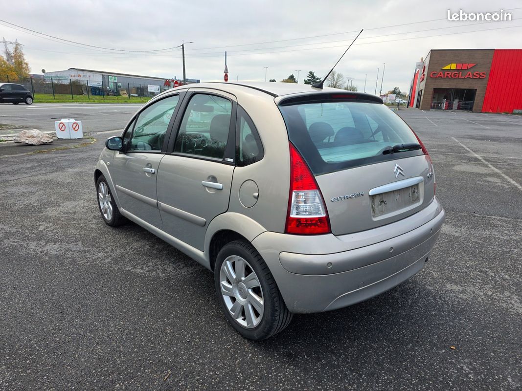 Citroën C3 1.6 EXCLUSIVE 108CV BOITE AUTO (image 2)