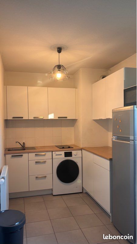 Appartement 1 pièce 30 m² · à Vénissieux · 30 m² · 125 000 €