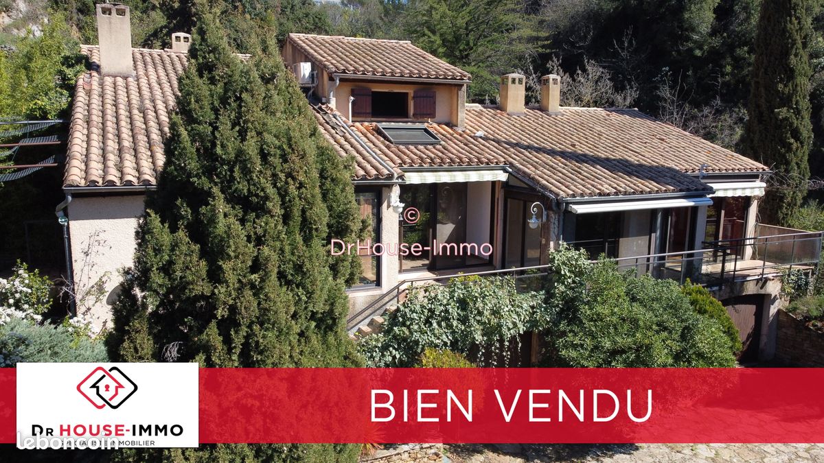 Maison 6 pièces 322 m² · à Clermont-l'Hérault · 322 m² · 497 000 €