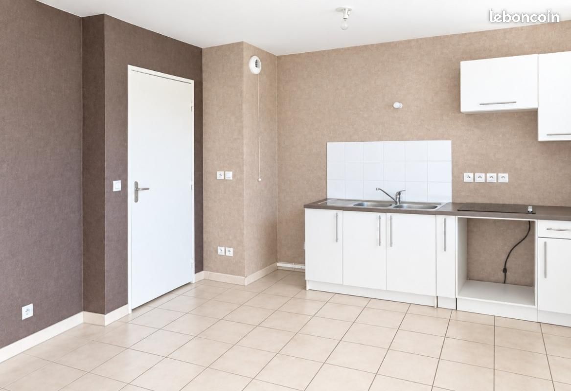 Appartement 2 pièces 37 m² · à Clermont-Ferrand · 37 m² · 527 €/mois