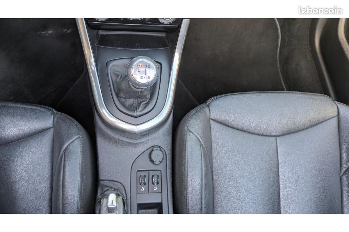 PEUGEOT 308 CC 1.6 156 Féline (image 30)