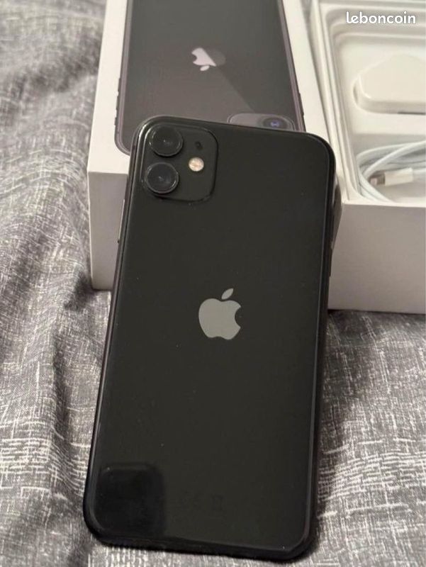 Titre : iPhone 11 128 Go (image 1)