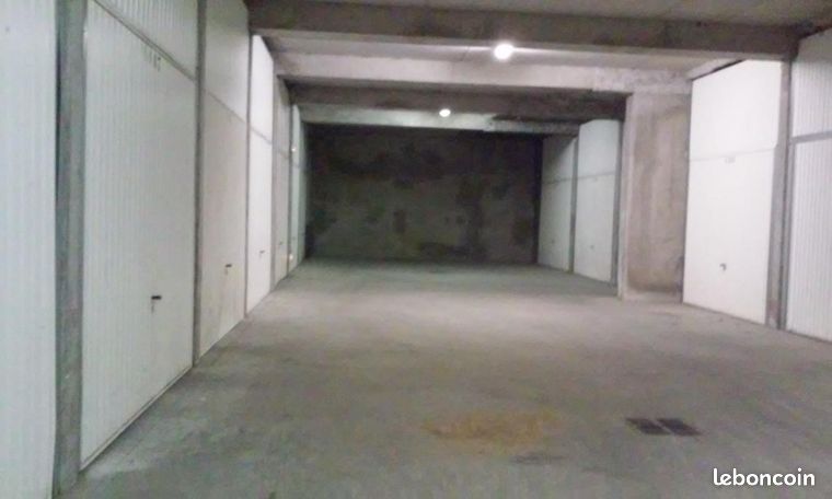 Garage 13 m² Feyzin