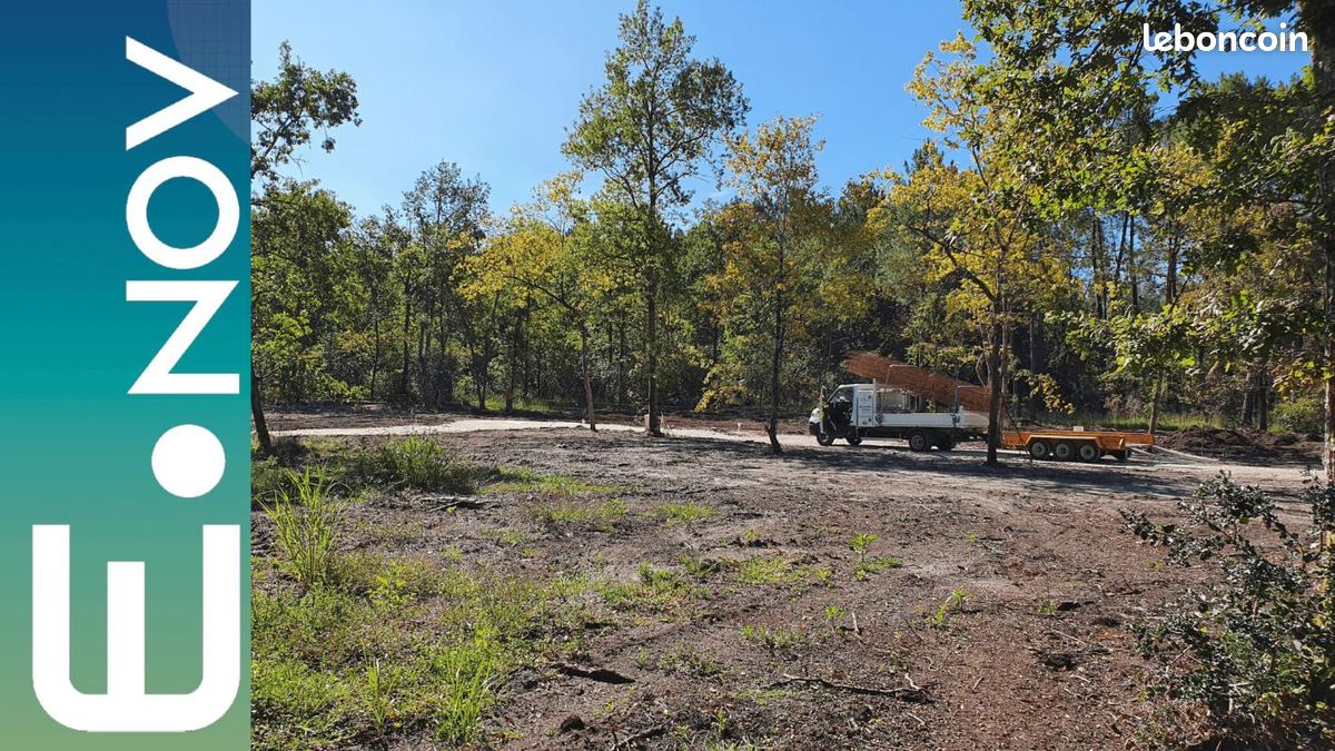 Terrain 982 m² Sadirac · 140 000 €
