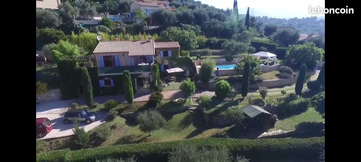 Maison 6 pièces 160 m² · à Contes · 160 m² · 790 000 €