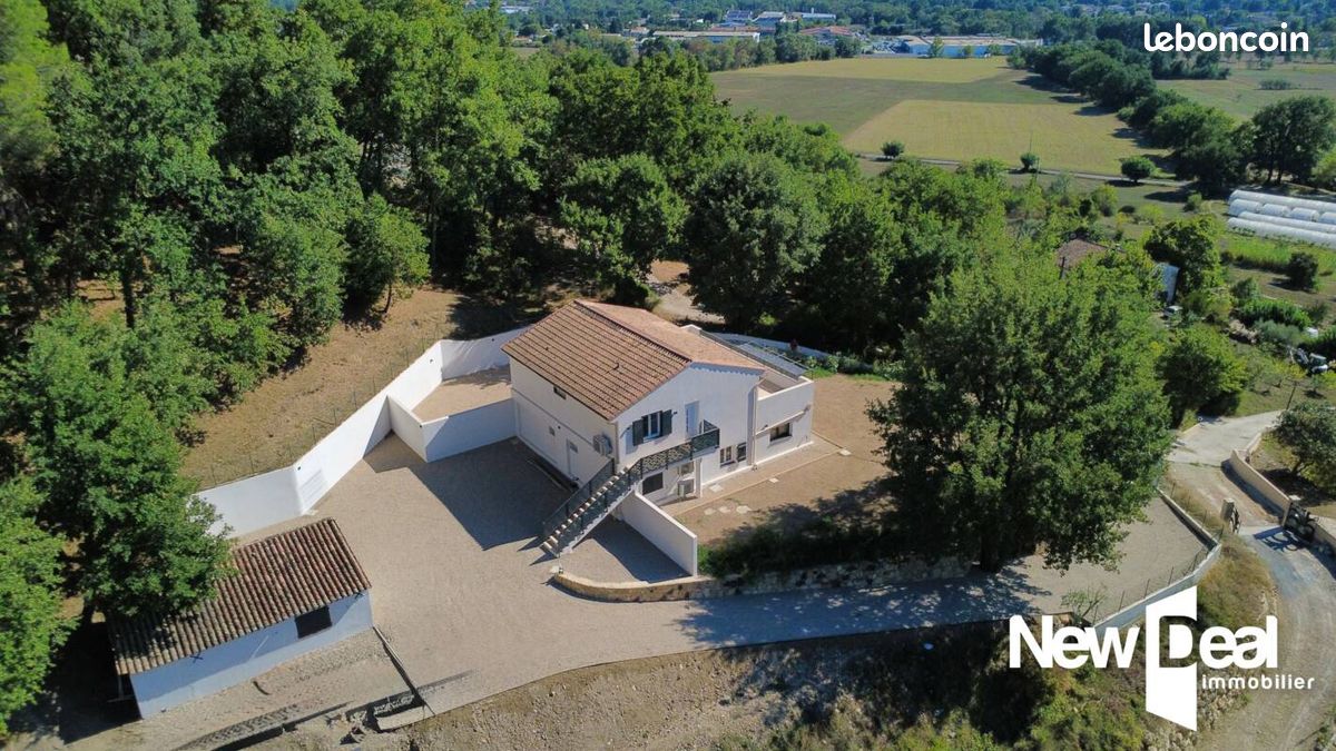 Maison 4 pièces 112 m² · à Montauroux · 112 m² · 456 000 €