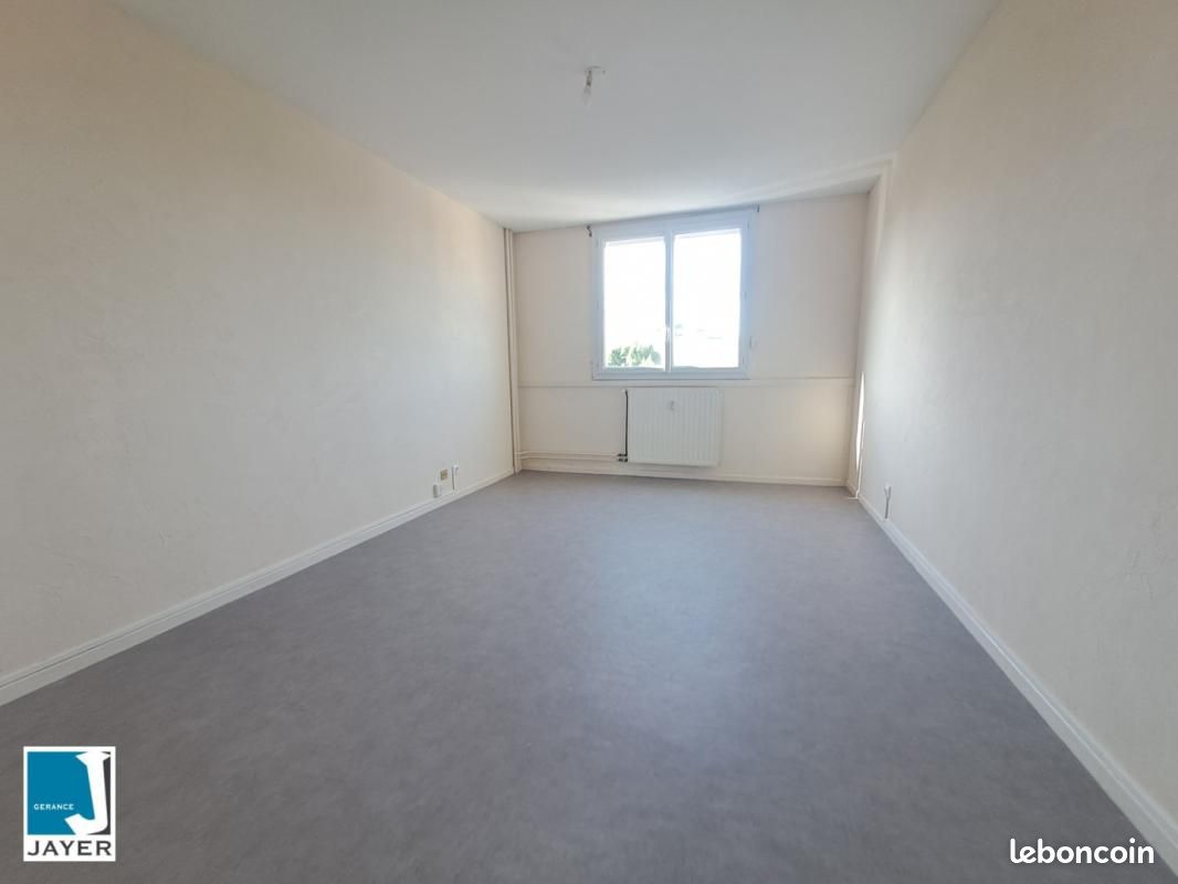 Appartement 1 pièce 30 m² · à Chalon-sur-Saône · 30 m² · 425 €