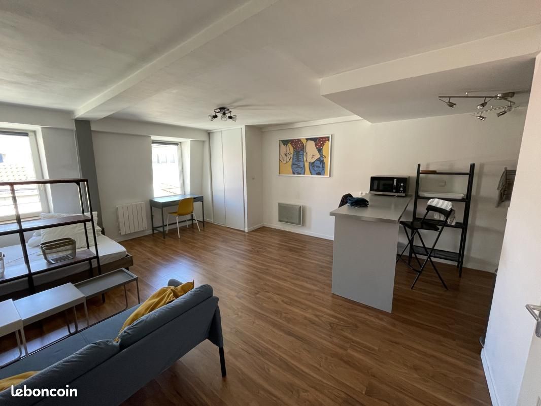 Appartement 1 pièce 32 m² · à Saint-Étienne · 32 m² · 388 €