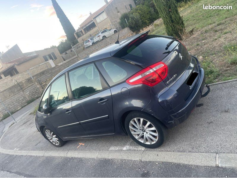 C4 Picasso 1.6 hdi pièces (image 2)