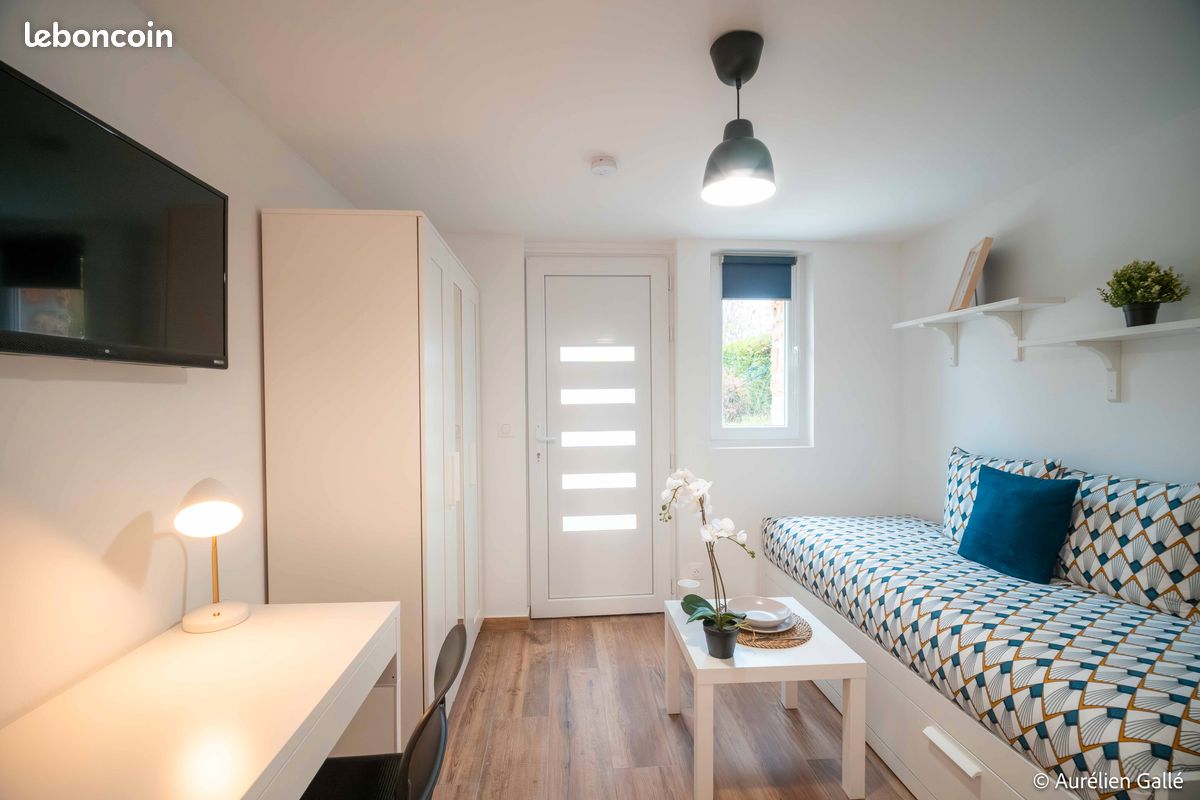 Maison a louer villeneuve-le-roi - 9 pièce(s) - 182 m2 - Surfyn