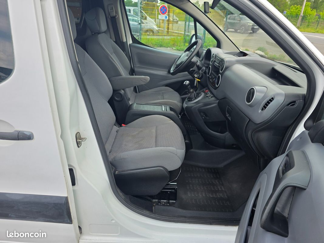 Peugeot Partner 1.6 HDI 90CV FAIBLE KILO (image 3)