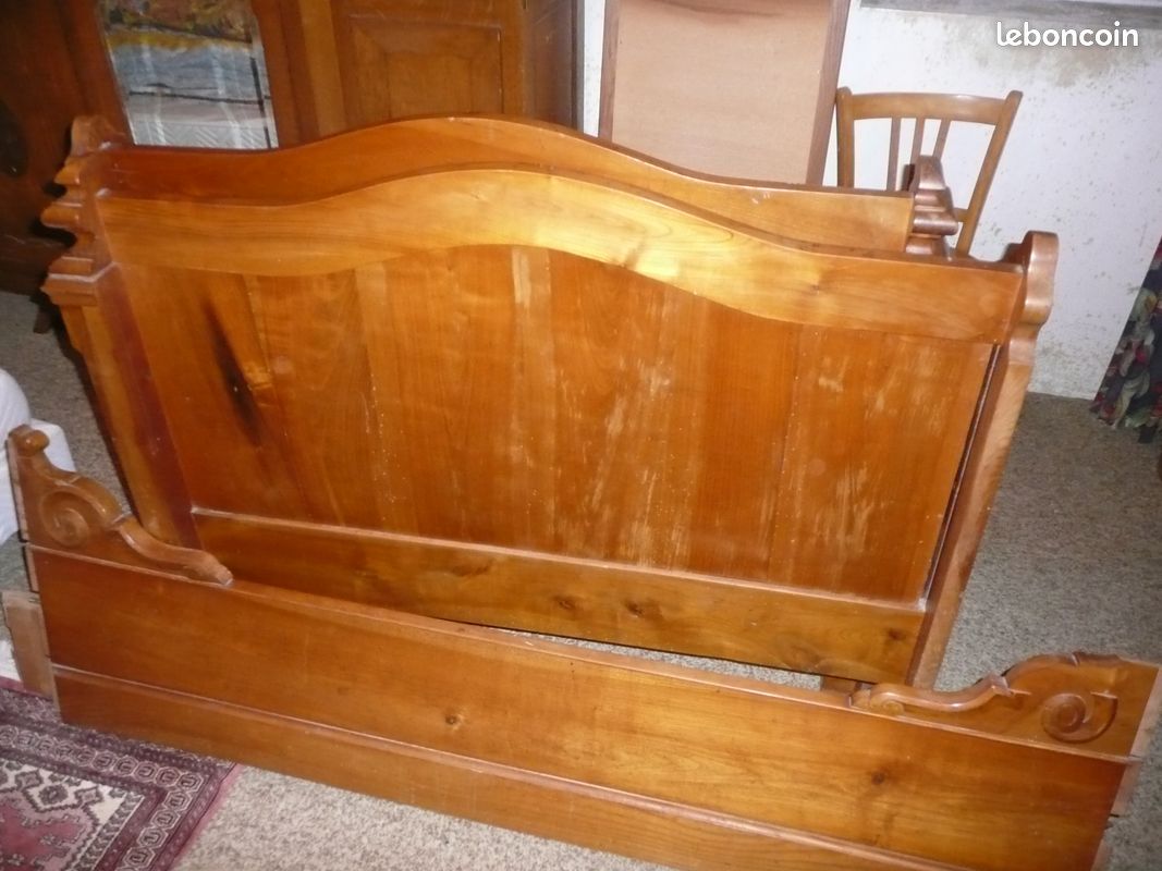 Tres beau cadre de lit en bois (image 1)
