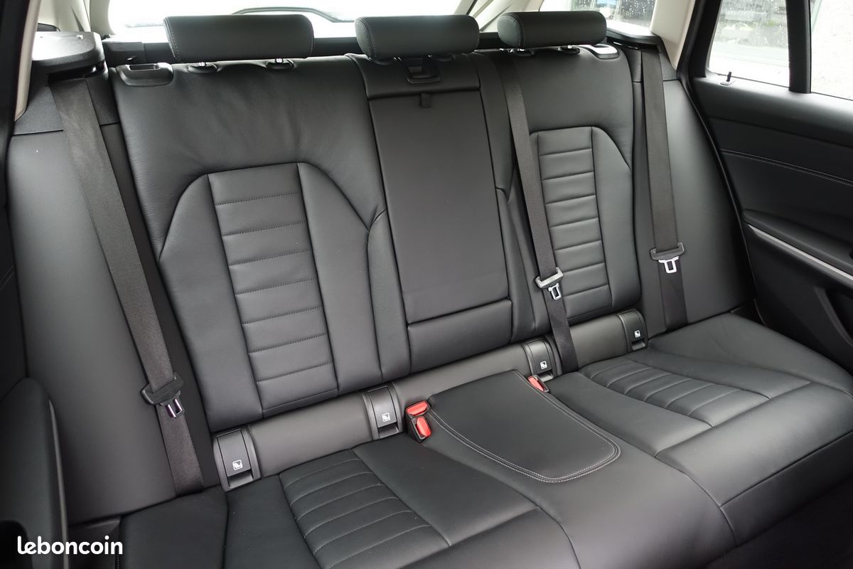 320ea Touring Hybride Rechargeable 204ch E-Drive BVA Live cockpit/Cuir Sport chauffant/Gps Europe/Caméra/Carplay/Hayon électrique/Accès confort/1*Main/Garantie 12 mois (image 6)