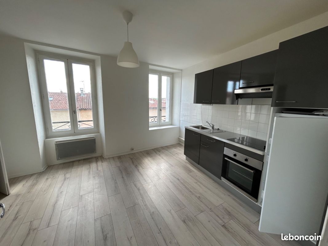 Appartement 2 pièces 58 m² · à Sury-le-Comtal · 58 m² · 515 €/mois