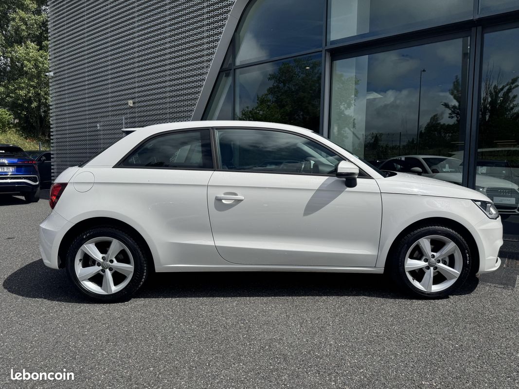 AUDI A1 1.0 TFSI ultra 95 Ambiente (image 31)