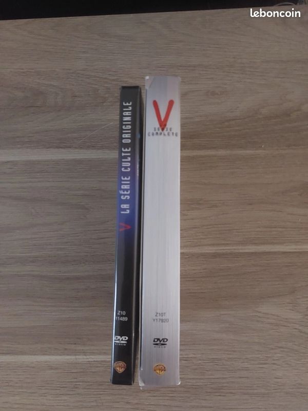 V Les Visiteurs coffret dvd intégrale + coffret dvd v (image 3)