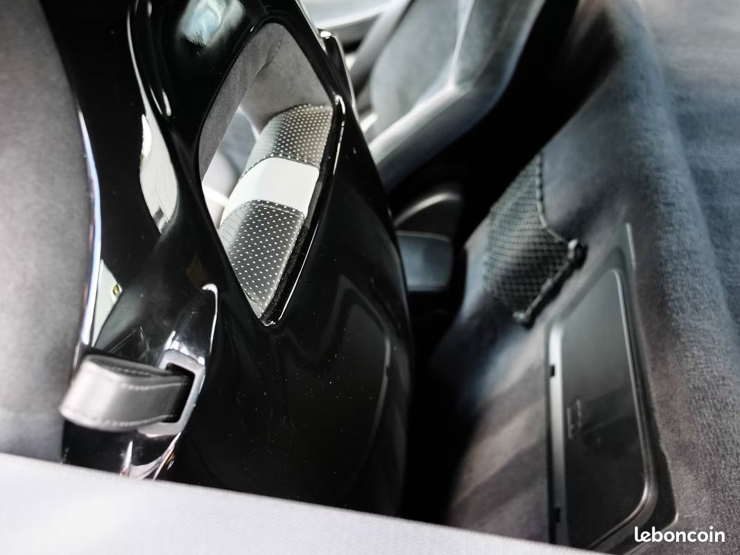 MCLAREN 570S 3.8 V8 biturbo 570ch Carbone + Bowers & Wilkins (image 15)