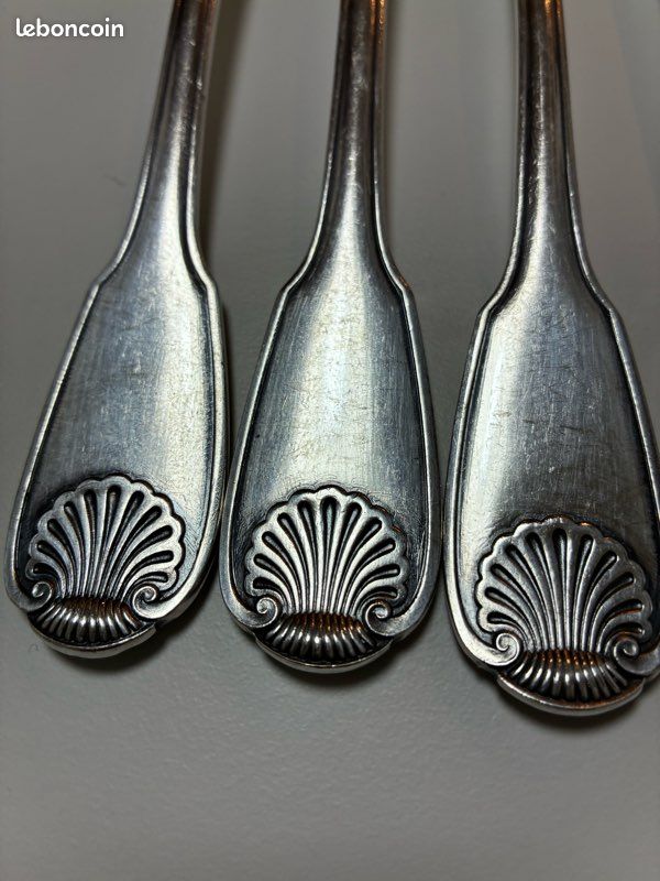 Christofle Marot petite coquille, 12 couverts de table, 24 pièces métal argenté