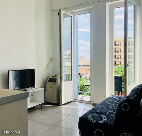 Studio 1 pièce 18 m²