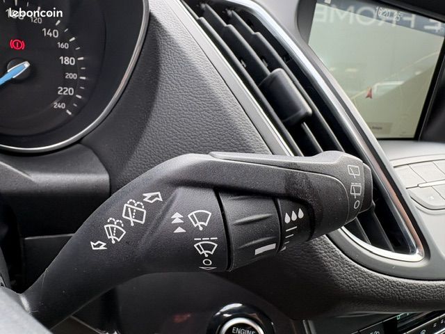 Ford C-MAX 1.0 ECOBOOST 100CH STOP&START TITANIUM (image 8)