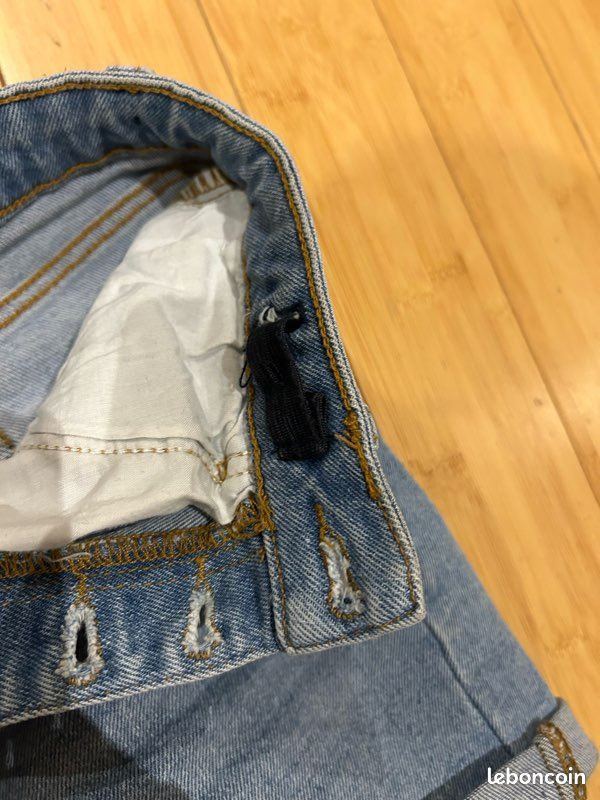 Short en jean effet push up (image 6)