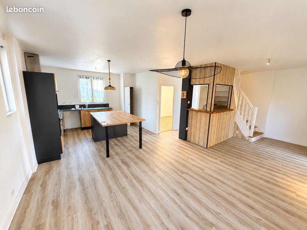 Appartement 4 pièces 90 m² · à Brive-la-Gaillarde · 90 m² · 900 €/mois