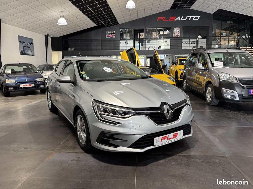 Renault MEGANE IV 1.5 BLUE DCI 115CH BUSINESS PLB AUTO (image 9)