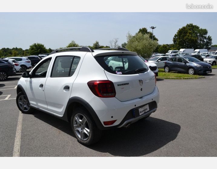 Dacia SANDERO 1.5 BLUE DCI 95CH STEPWAY - 20 (image 4)