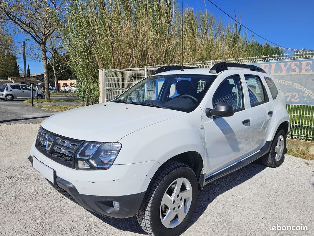 Dacia Duster 1.5 DCI 90cv 4x2 Édition 2017 1ère Main (image 2)