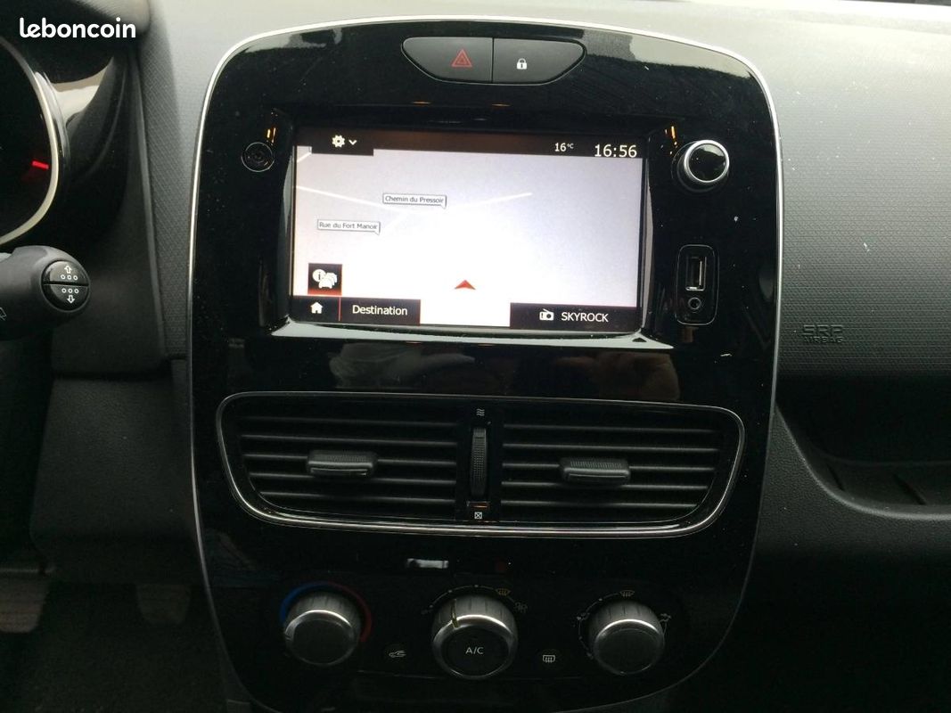 Renault Clio 4 (IV) PH2 | DCI 75 BUSINESS | 1 MAIN FR SUIVI | SOCIETE 2 PLACES | GPS RADAR | FF422 (image 17)