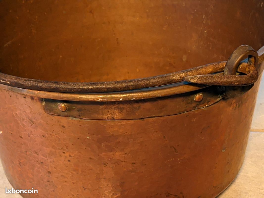 Chaudron en cuivre martelé pour décoration début XXième (image 3)
