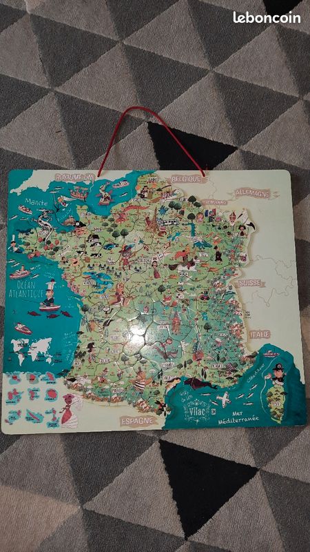 Carte de France aimantée sur panneau bois (image 1)
