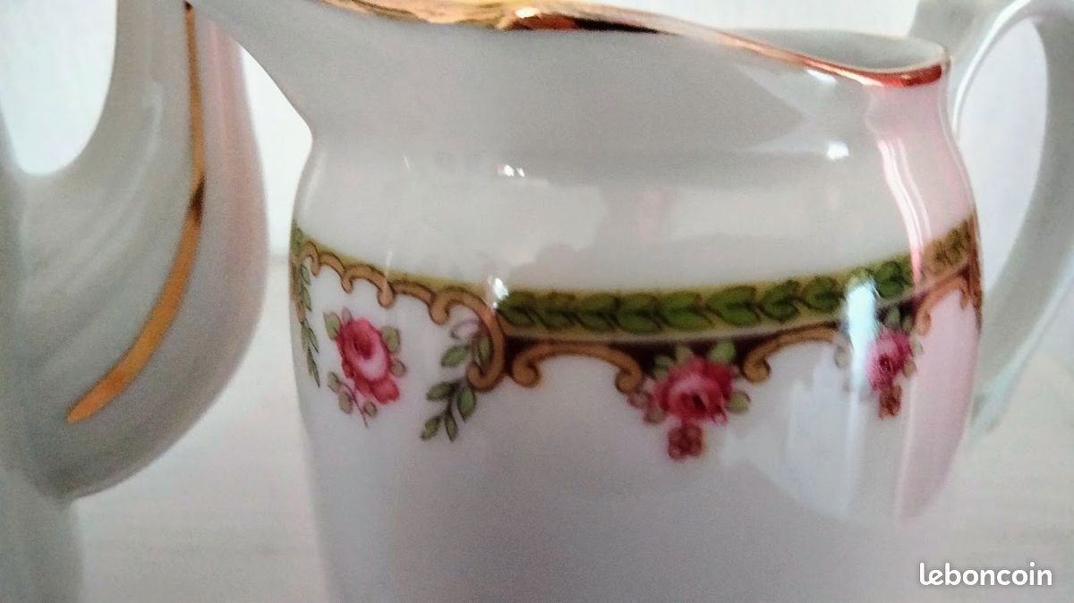 Cafetière et pot à lait ancien (image 3)