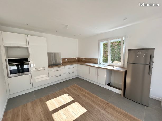 Villa 5 pièces 170 m²