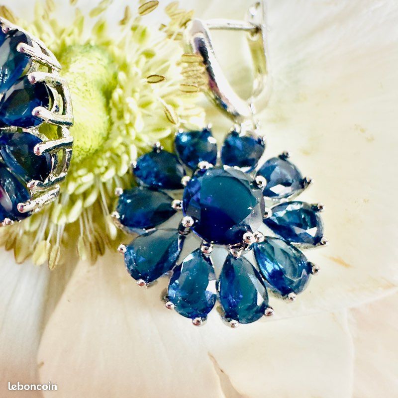 Boucles D'oreilles Le Bijou Français - Agate Bleue, Chaîne Argent, Dormeuses, Neuves Avec étiquettes