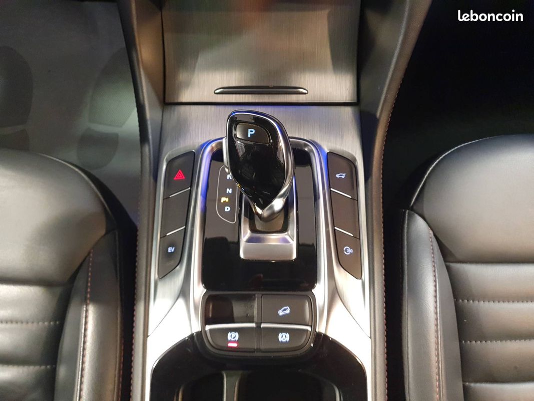 MG EHS 1.5T GDI PHEV Luxury (image 14)
