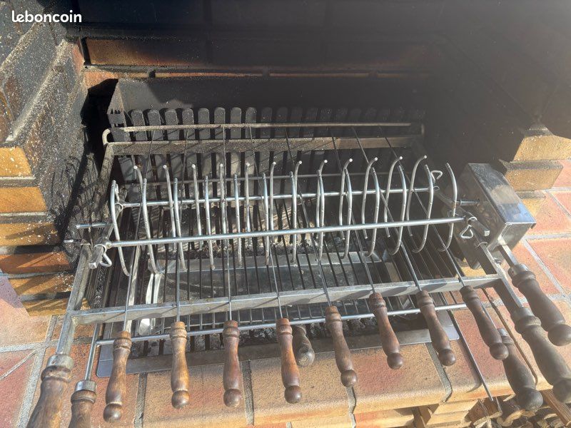 Foyer De Barbecue Portable Indien Traditionnel - Forgé à La Main, Métal, Cuisine Extérieure Au Bois