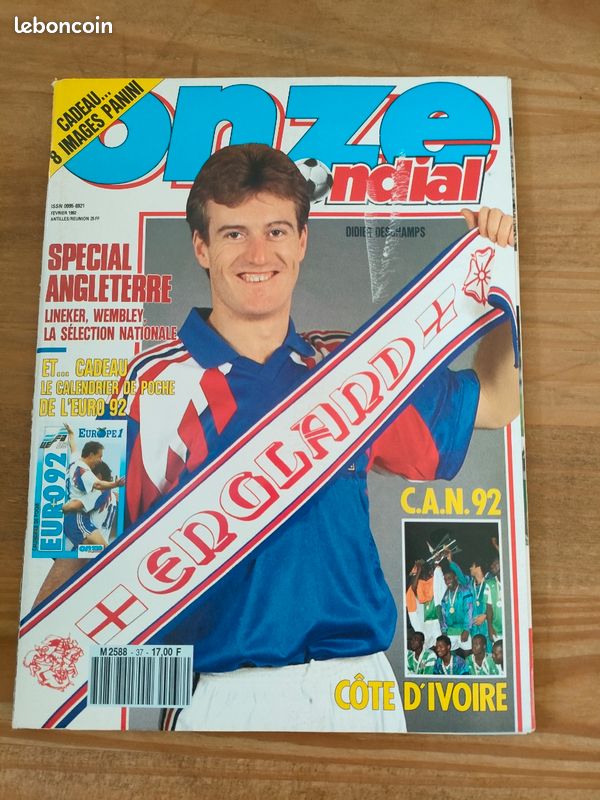 Onze Mondial N°142 (année 2000) – Avec Fiches Et Posters, Bon état