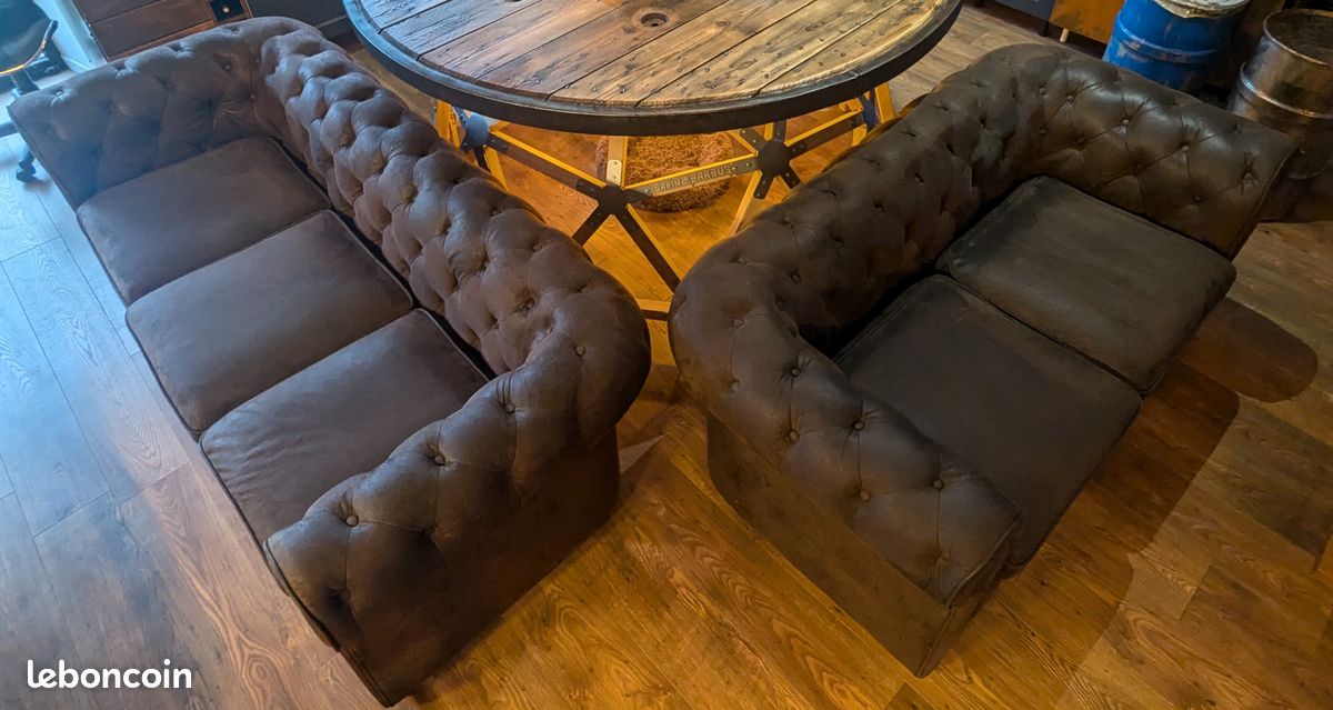 Canapé Chesterfield (image 2)