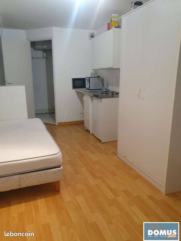 Appartement 1 pièce 18 m² · à Lille · 18 m² · 417 €/mois