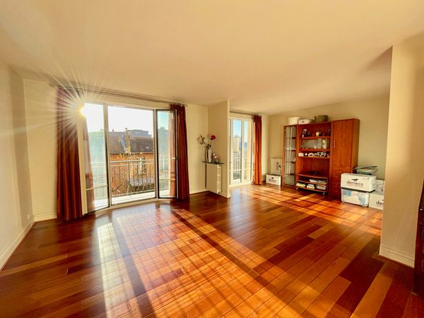 Appartement 4 pièce(s) 81 m²à vendre Paris-20e-arrondissement