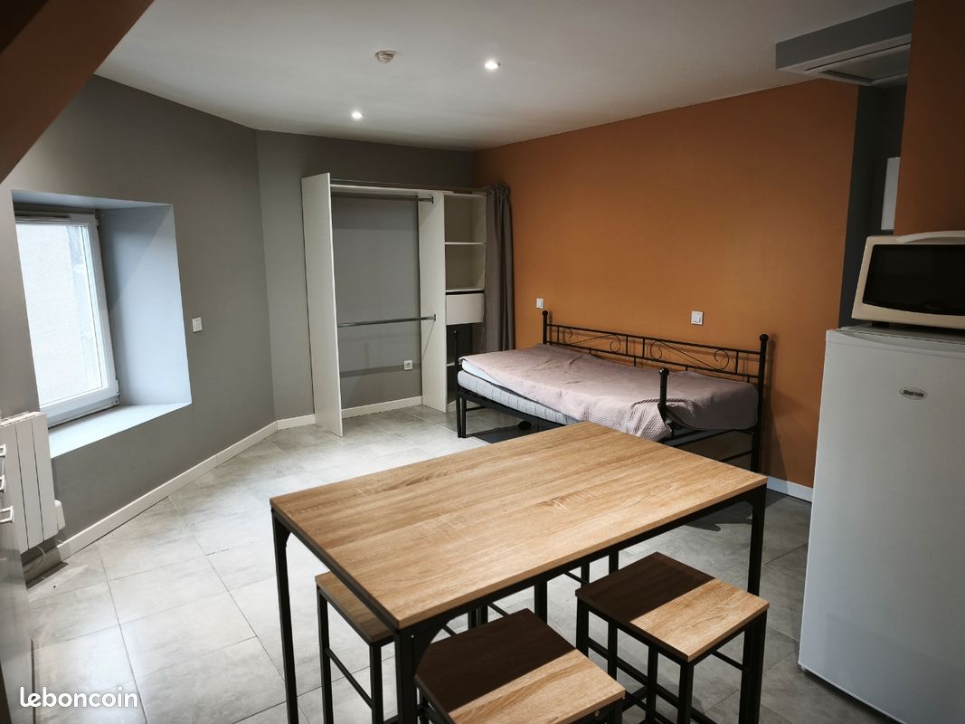 Appartement 1 pièce 32 m² · à Lamastre · 32 m² · 390 €/mois