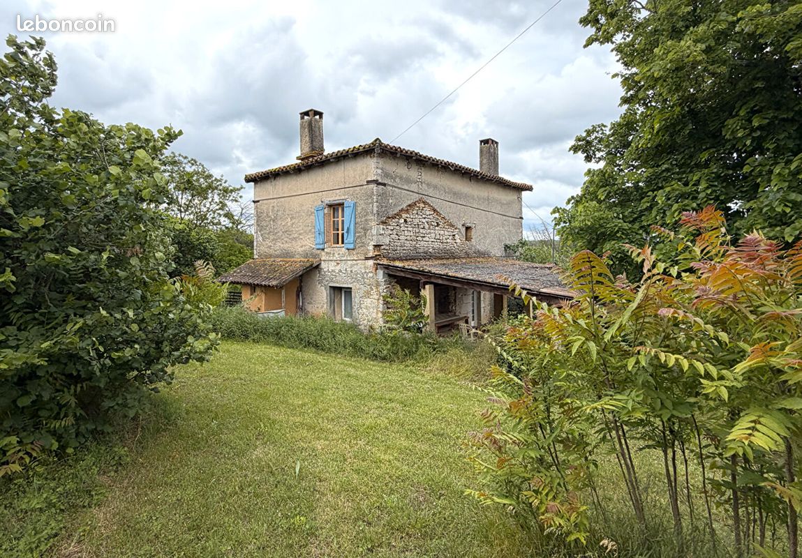 Maison 4 pièces 121 m² · à Caussade · 121 m² · 67 000 €