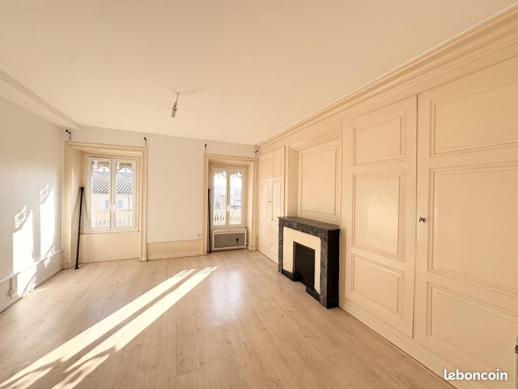 Appartement 2 pièces 71 m² · à Belleville-en-Beaujolais · 71 m² · 540 €/mois