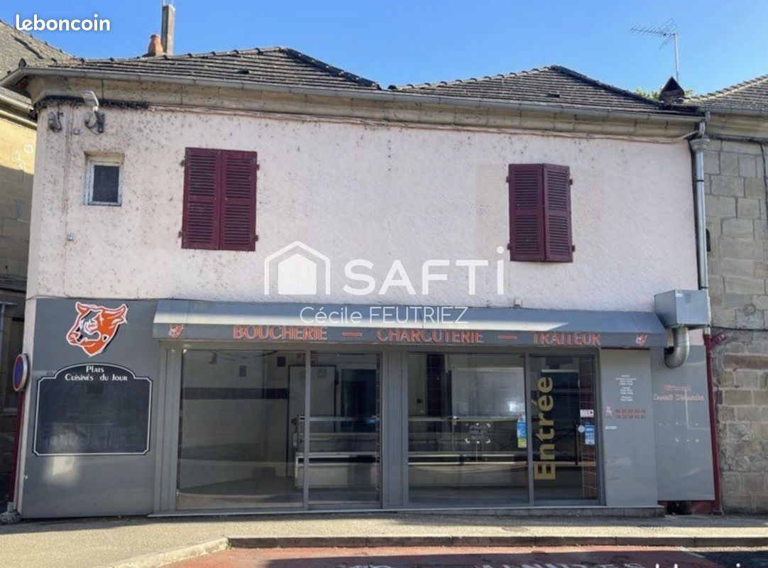 Immeuble 2 pièces 103 m² · à Larche · 103 m² · 59 900 €