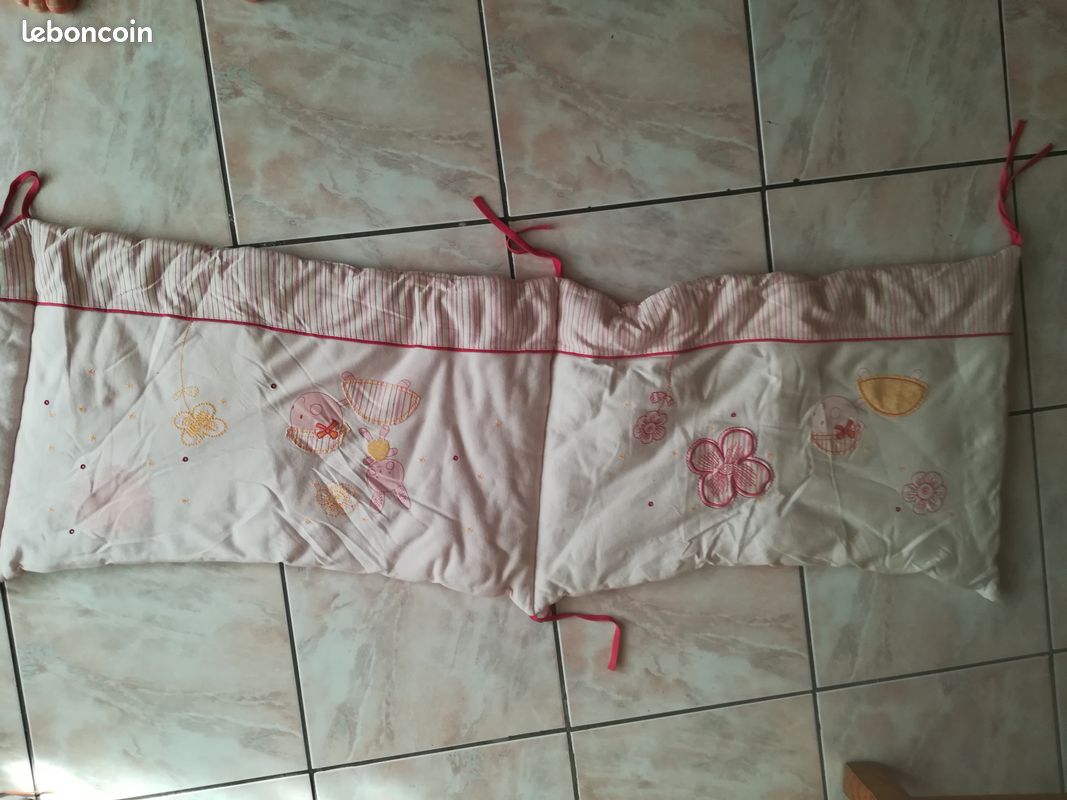 Tour de lit bébė (image 1)