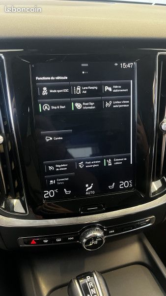 Volvo V60 D3 150CH ADBLUE MOMENTUM GEARTRONIC (image 19)