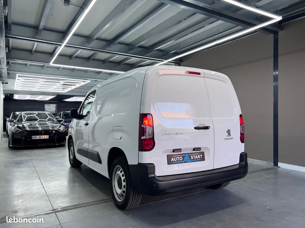 Peugeot Partner Premium L1 1.5 BlueHDI 130cv/3 Places/CarPlay/Radar AR/Régulateur De Vitesse (image 3)